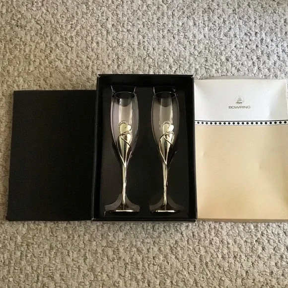 ❤️Double Hearts Toasting Flutes Set❤️ - Picture 4 of 5